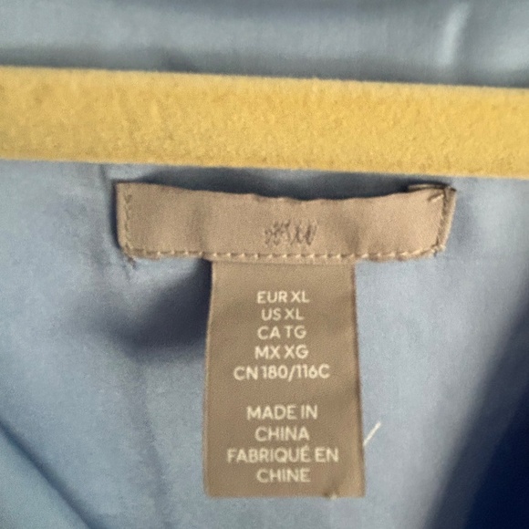 H&M baby blue dress - Picture 3 of 3